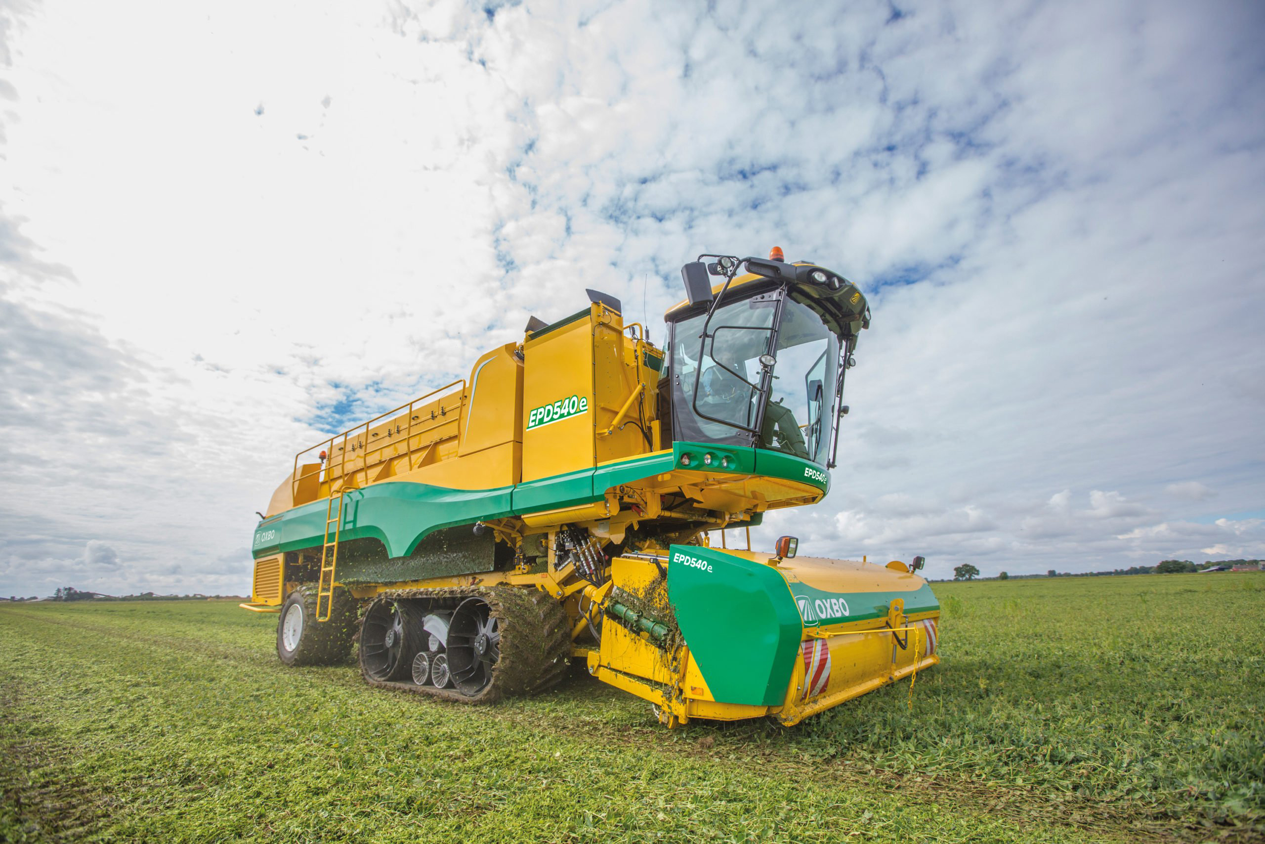 EDP540e Pea Harvester | Oxbo