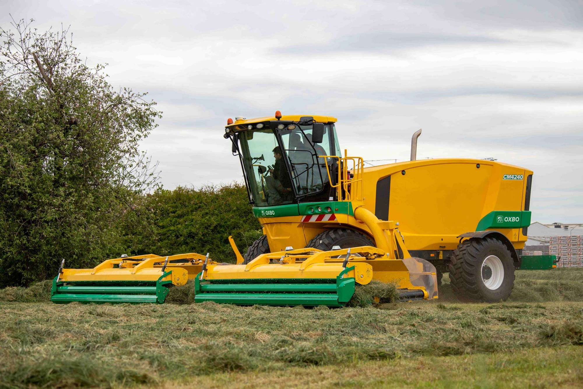 CM4240 Forage Merger | Oxbo