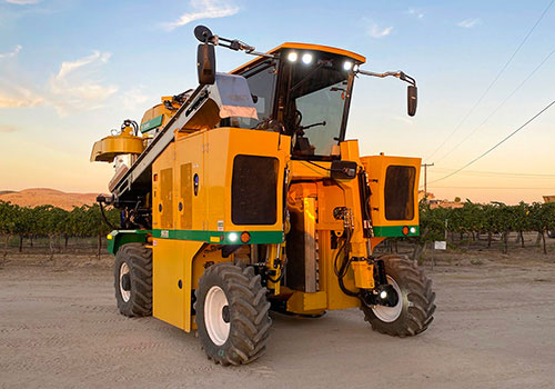 6030 Multi-Function Grape Harvester | Oxbo 6030