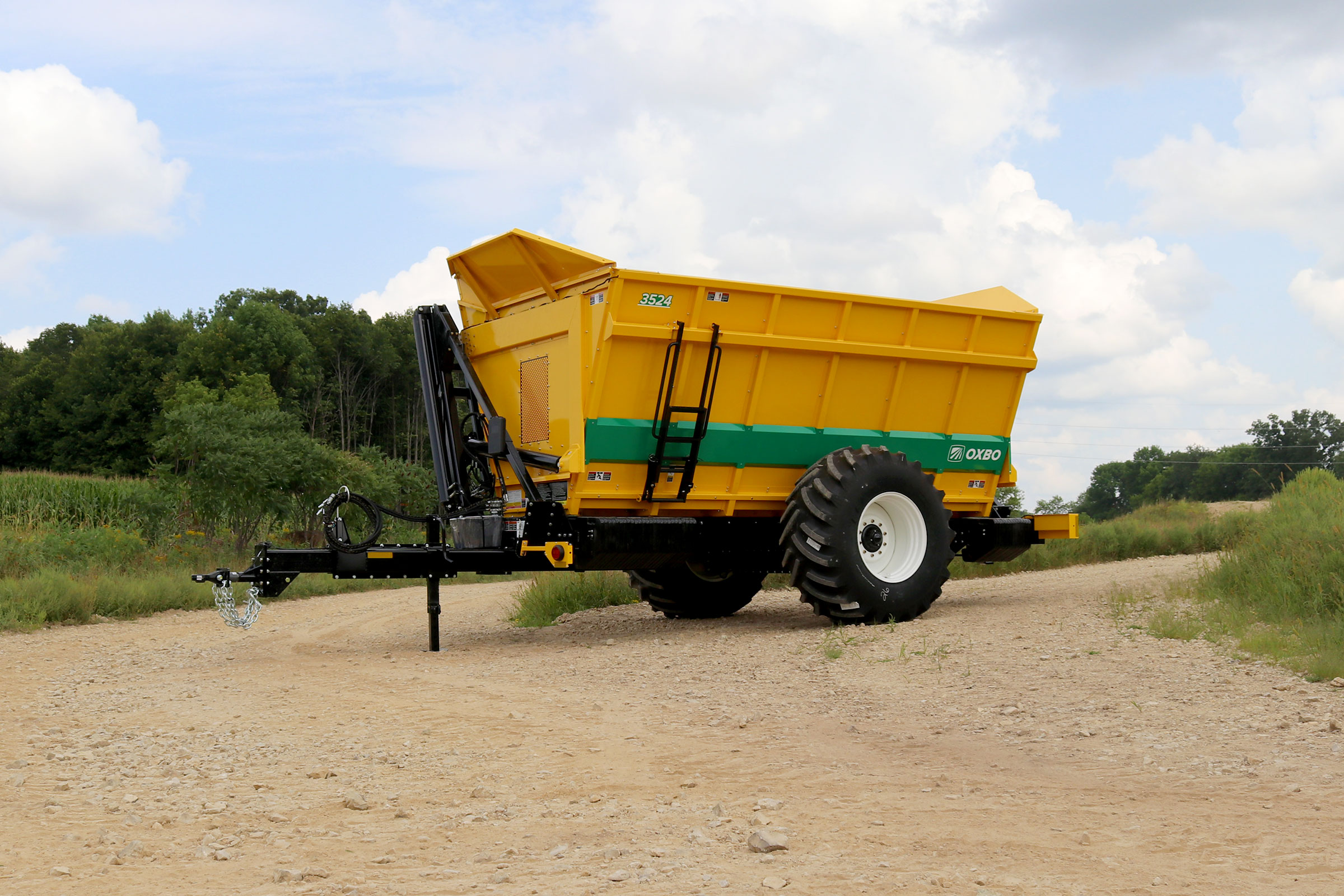 35 Series Dump Cart | Oxbo