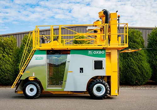 7440 Berry Harvester | Blueberry Harvester | Oxbo