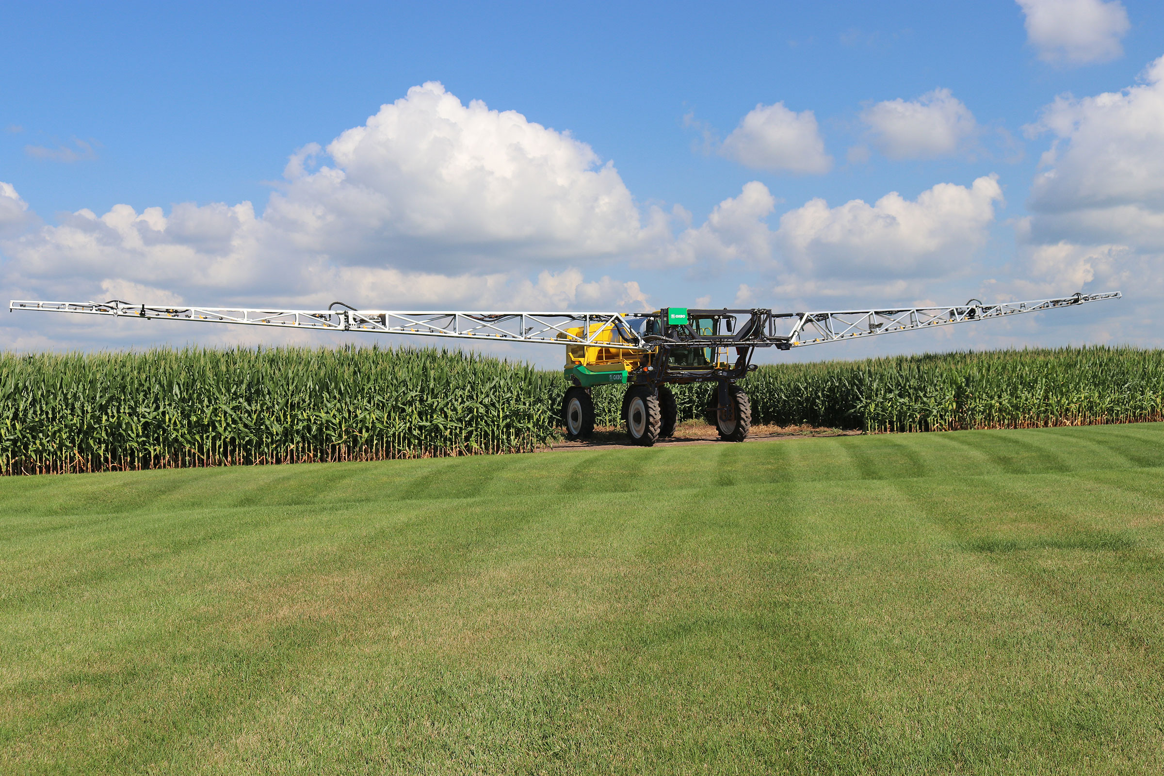 7550 Sprayer | Oxbo