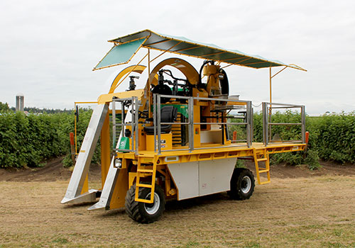 9140 Raspberry Harvester | Oxbo
