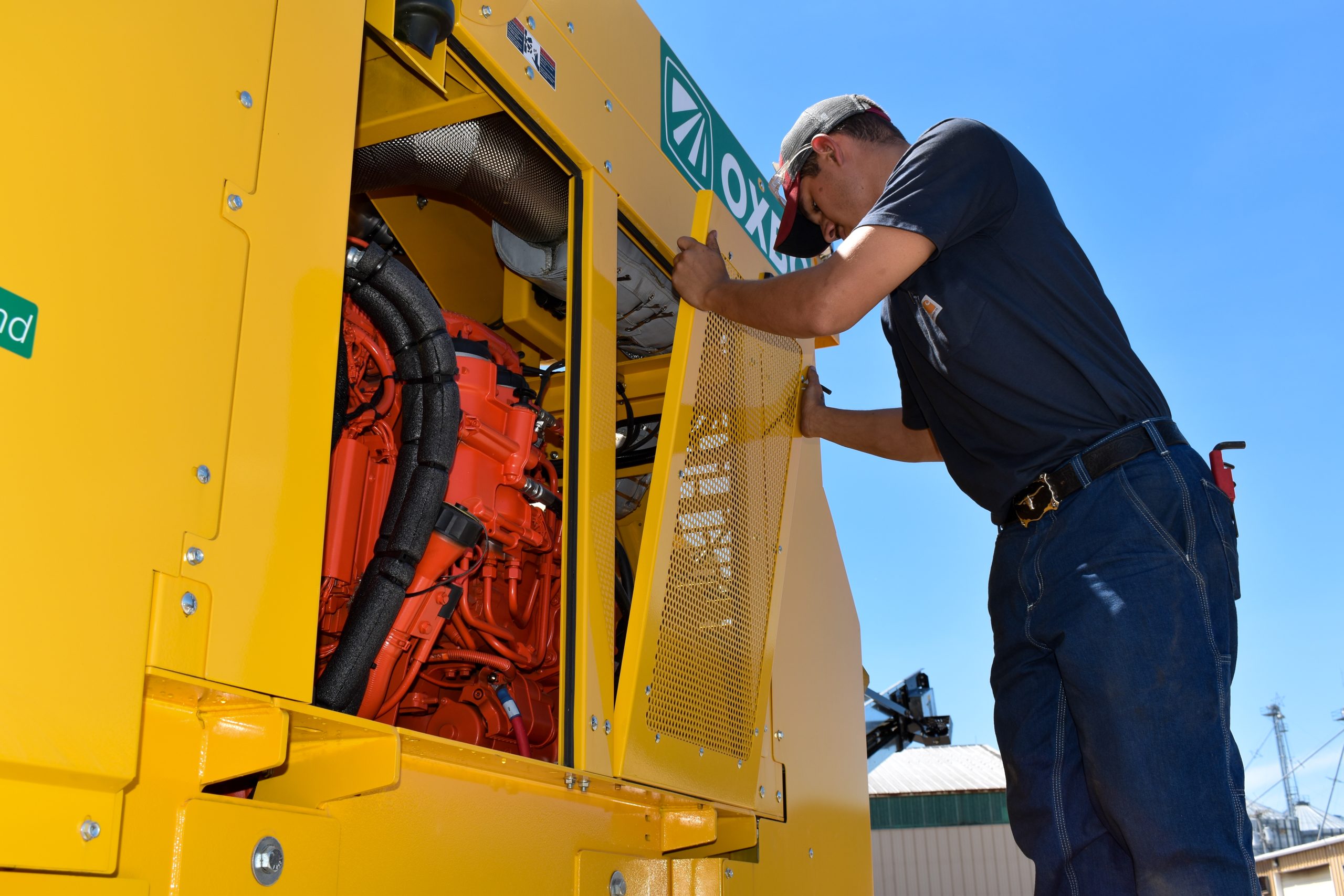 8530 Corn Harvester | Engine Compartment | Oxbo