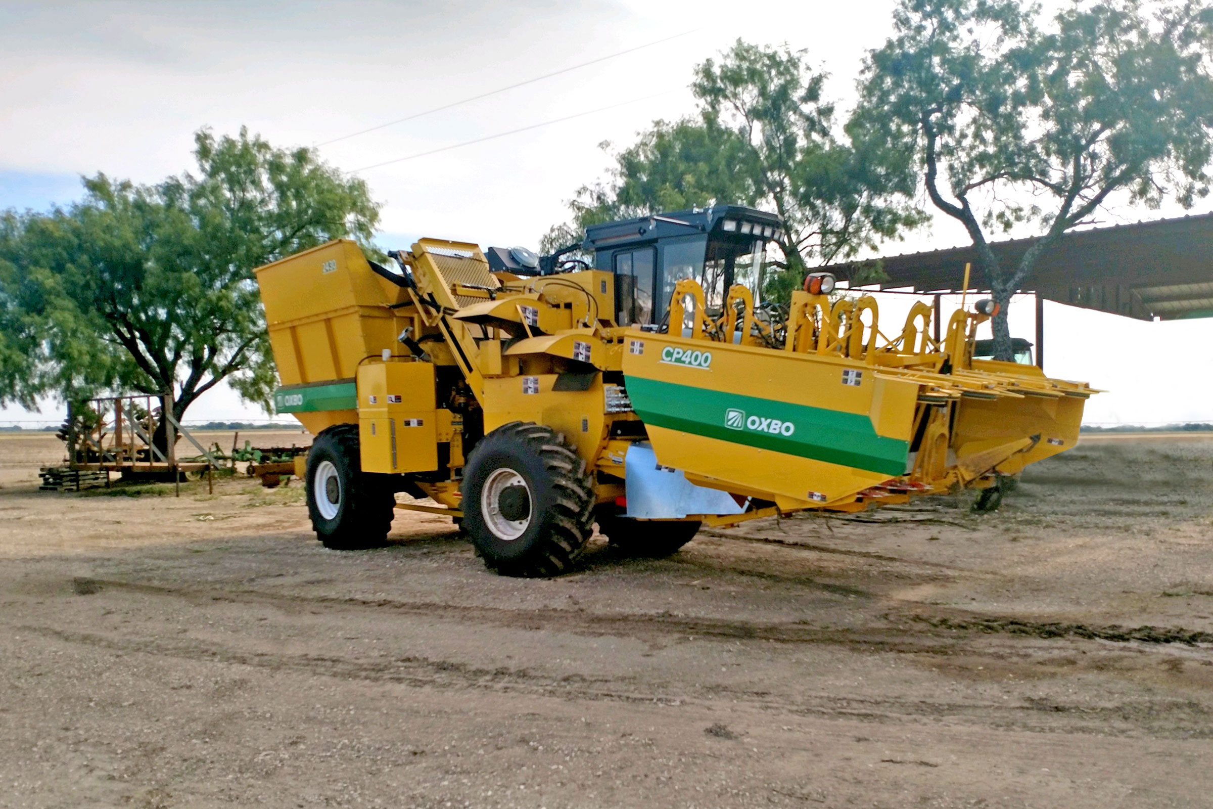 CP400 Corn Head | Oxbo