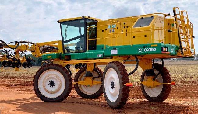 5175 Detasseler, Brazil | Oxbo 5175