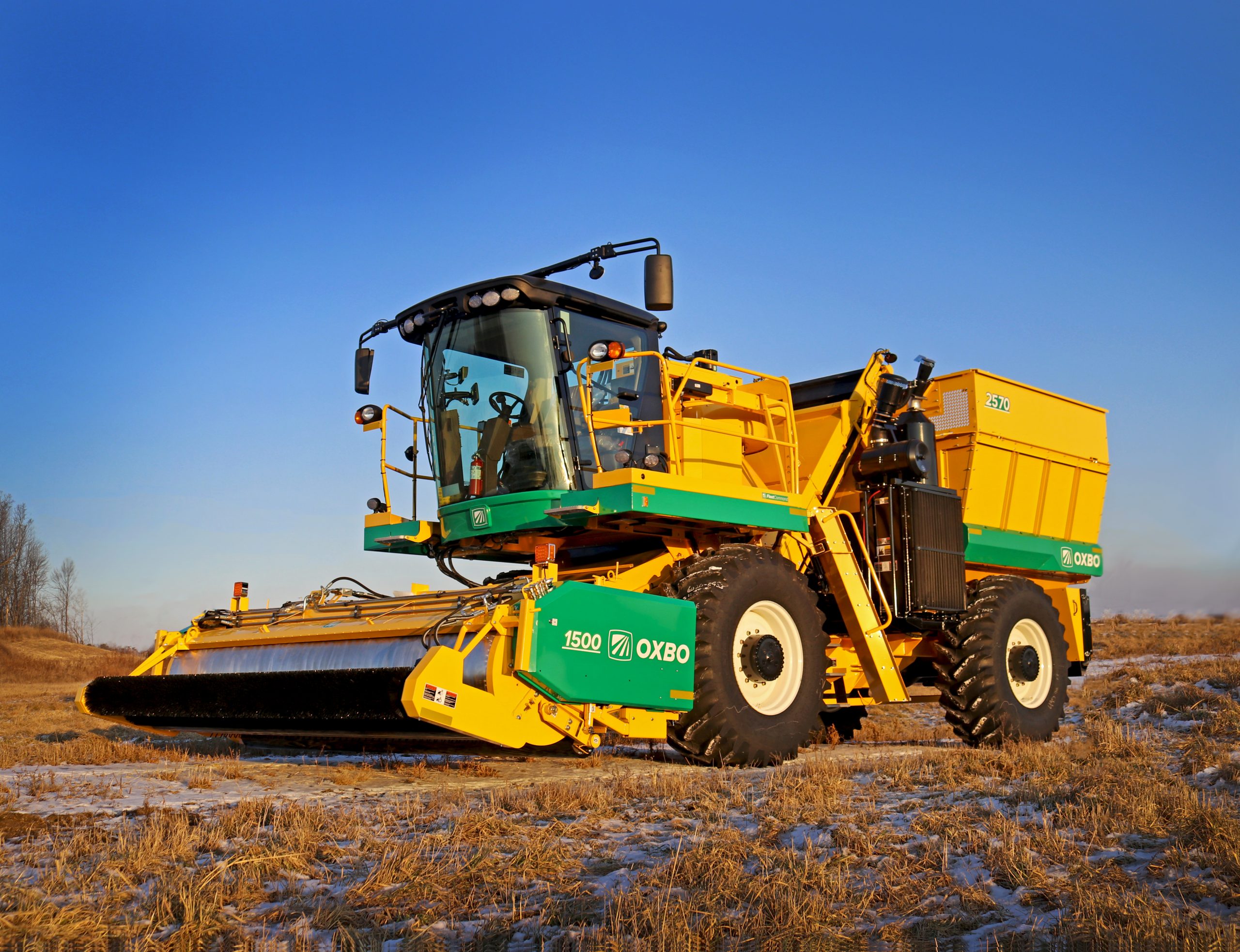 2570 Multi-Crop Harvester | Oxbo