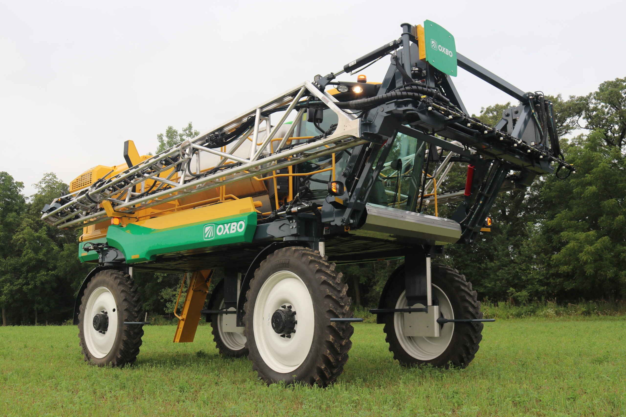 7550 Sprayer | Oxbo