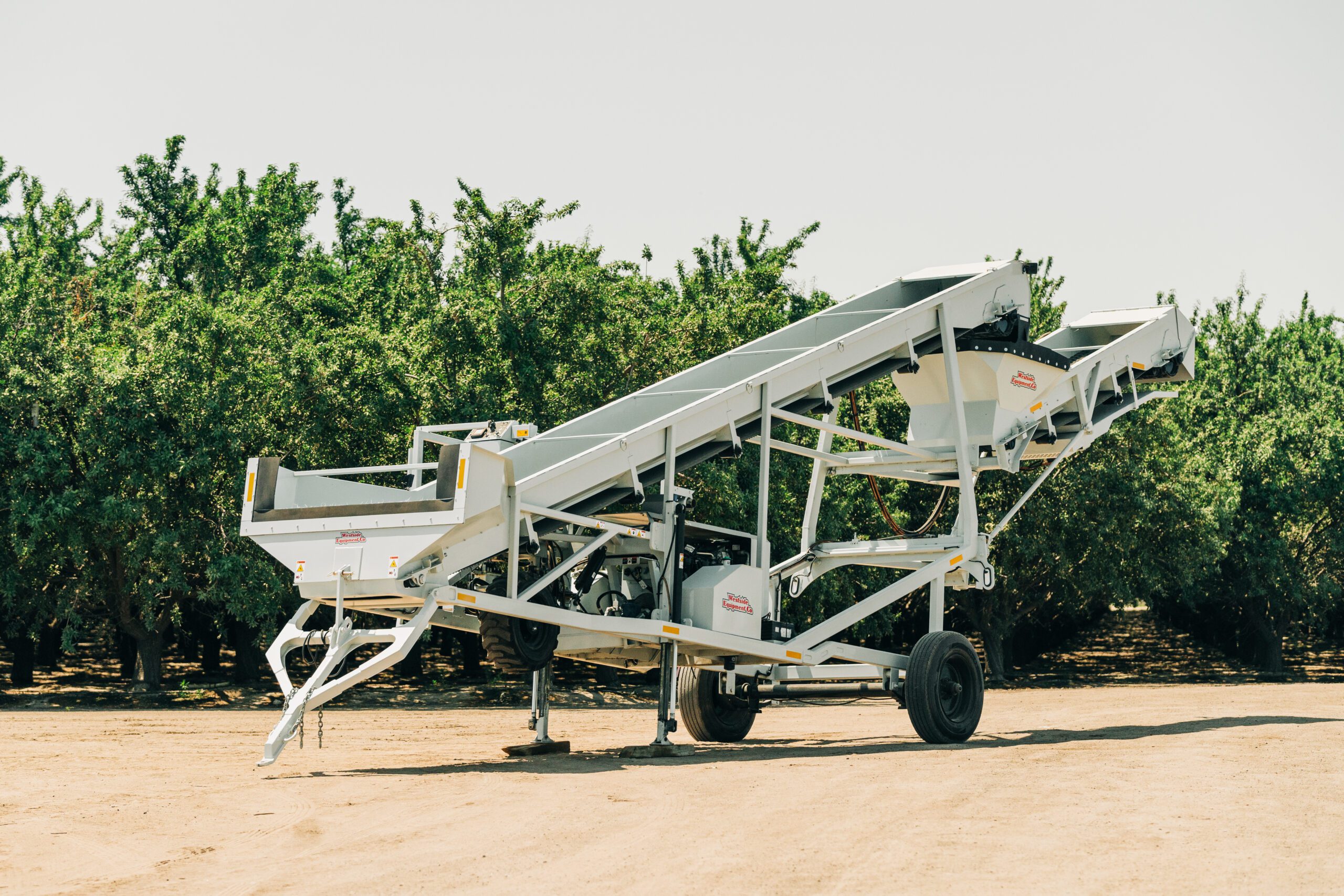 Elevator for pistachios and other nut crops